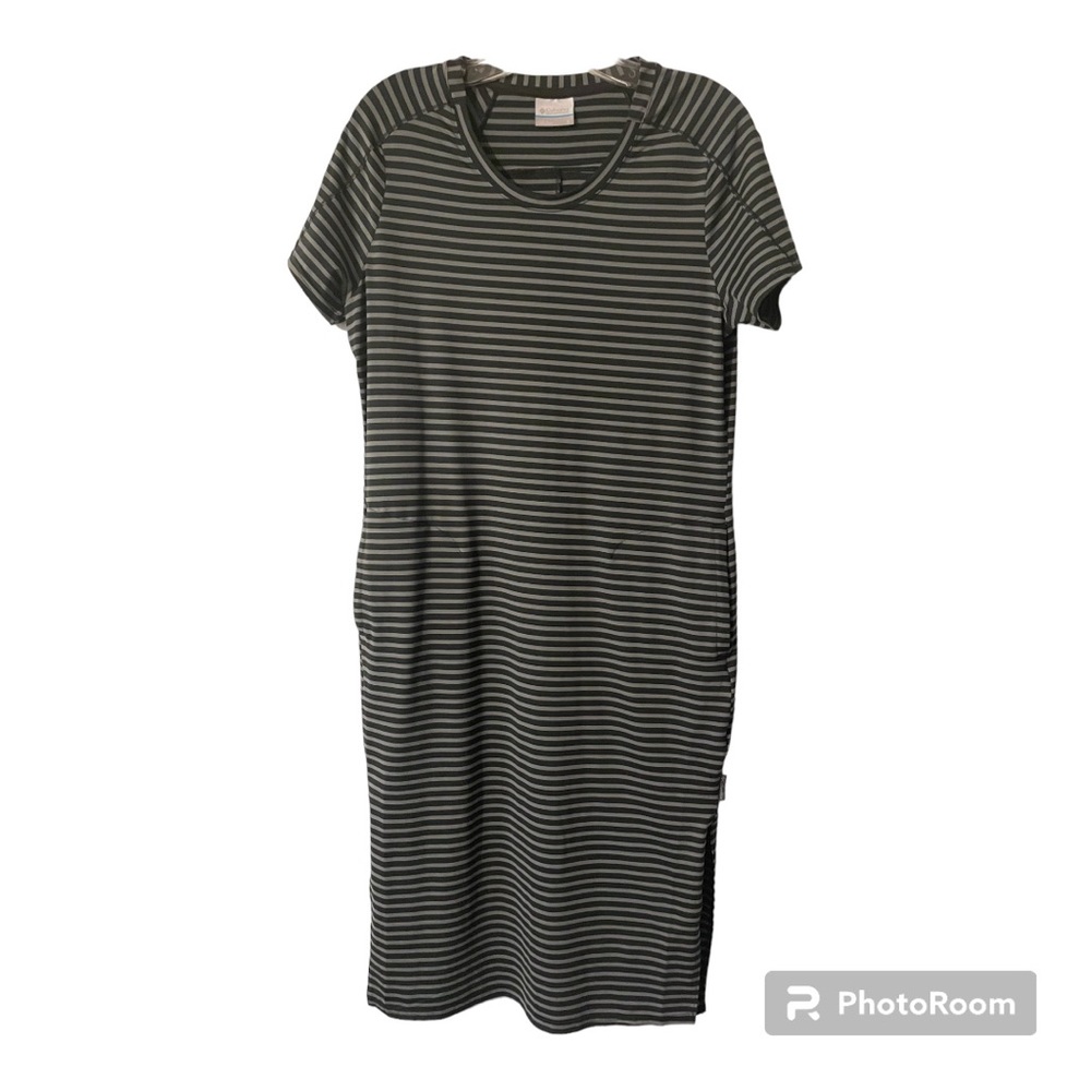 COLUMBIA perfect travel dress - black w/grey stripes - dress it up or down - S